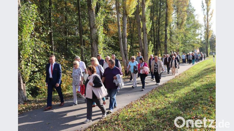 Stadtteilspaziergang im Oktober Bild: exb