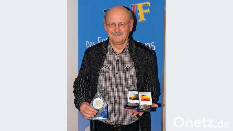 Max Striegl aus Moosbach ist Bayerischer Fotomeister. Bild: tu