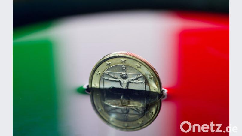 Italiens Geld säuft ab: Trotz eines 2,3-Billionen-Euro-schuldenberges greift Roms Populisten-Regierung weiter nach den Sternen. Bild: Patrick Pleul/dpa