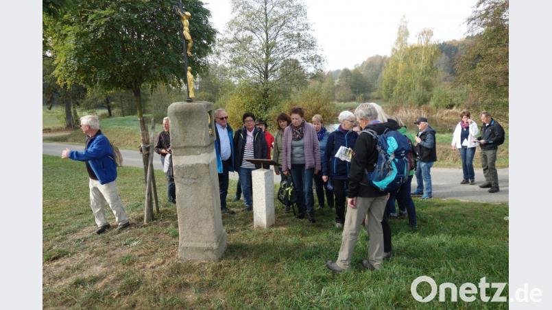 Die dritte Lesertour von Oberpfalz-Medien führte vom Schlossberg auf dem Marterlweg zurück nach Waldeck. Bild: ms