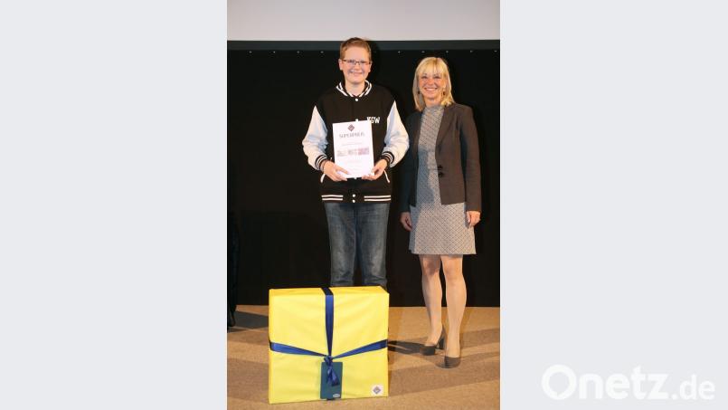 Zum zweiten Mal in Folge holt sich Gymnasiast Philipp Schwemin den &quot;Superpreis&quot;. Bild: exb