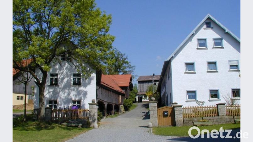 Ilsenbach ist immer noch „ein fein Gütlein“: ein typischer und gepflegter Bauernhof in der Ortsmitte. Bild: Rainer Christoph