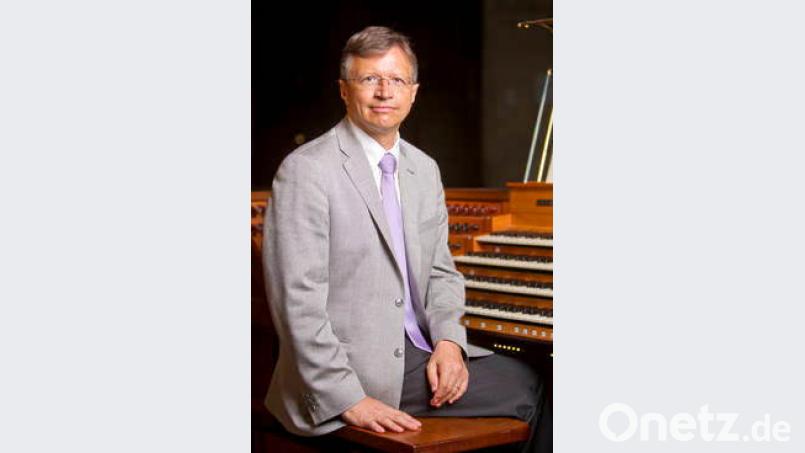 Franz Josef Stoiber, Domorganist in Regensburg, kommt nach Pirk in die Auferstehungskirche. Bild: fsb
