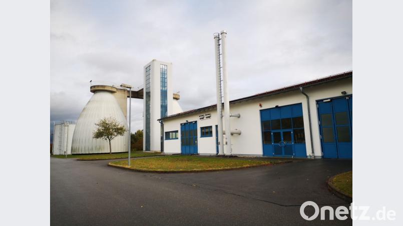 Die Kläranlage im Stadtsüden von Schwandorf benötigt einige Investitionen, unter anderem fast eine halbe Million Euro für eine neue Siebbandpresse. Bild: Thomas Dobler