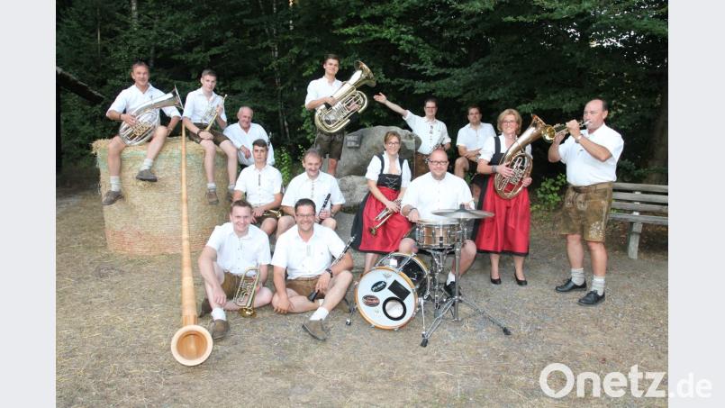 Bernhard Träger (oben, links) freut sich schon auf den "Böhmischen Herbst". Bild: pi