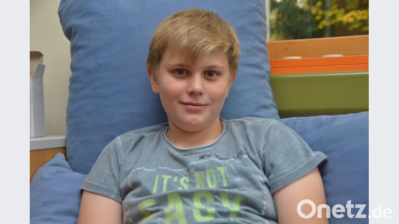Lukas Hammerl aus Etzgersrieth saß im Publikum und feuerte seinen Klassenkameraden mächtig an. Bild: dob