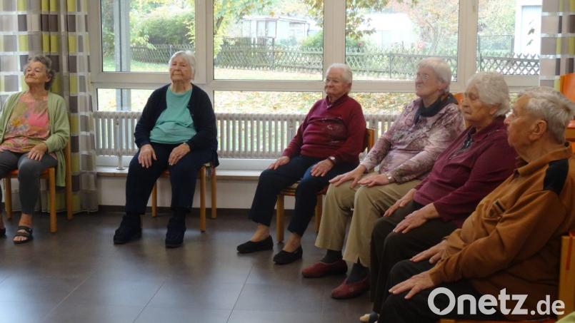 Die Gymnastikrunde beim leichten Bewegungstraining Bild: hka