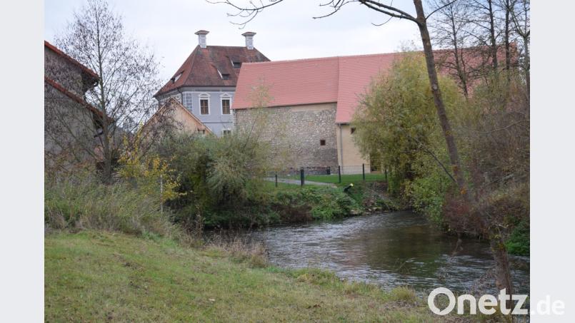 Der Ausführungsbeschluss für den Lauterachsteg zum Hammerschloss kommt nicht zum Tragen. Man will nochmals mit dem Landesamt für Denkmalpfege über eine andere Stegführung reden, wünscht eine Mehrheit im Marktgemeinderat. Bild: bö