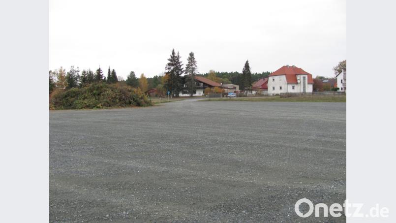 Dem neuen Festplatz gibt Friedrich Janner von den Freien Wählern die Schuld, dass die Manteler Kirwa schlecht besucht sei. Bild: sei