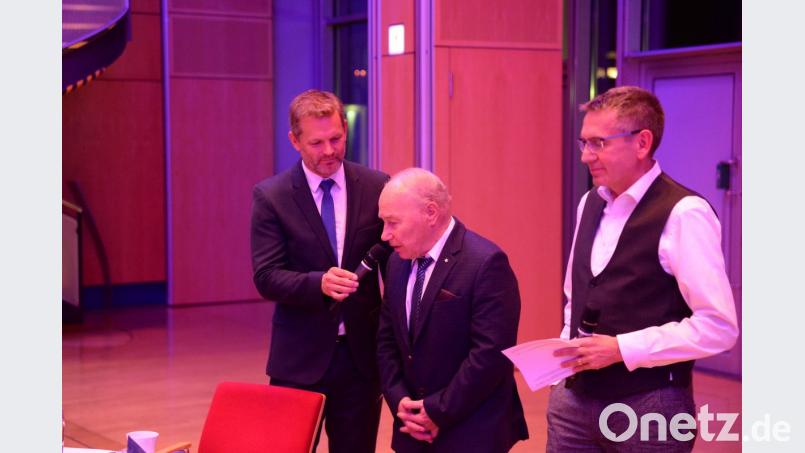 Karsten Wettberg, Trainerlegende beim TSV 1860 München war ebenfalls nach Amberg gekommen. Bild: brü