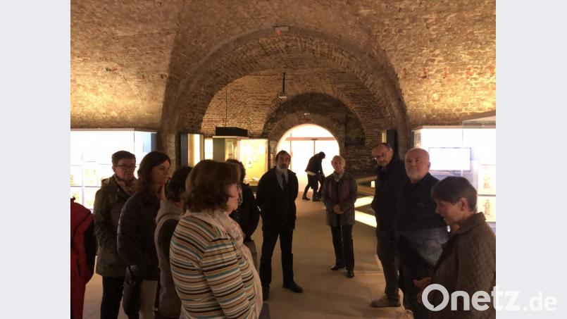 Gästeführer in den Katakomben von Klatovy Bild: eib