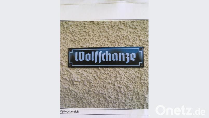 Sehr spezielles Straßenschild im Landkreis Tirschenreuth. Bild: Kriminalpolizei