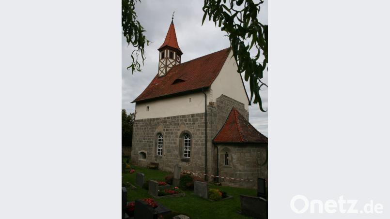 Der Bau der Kirche im romanischen Stil lässt sich in die Zeit kurz nach 1300 datieren. Bild: Rainer Christoph