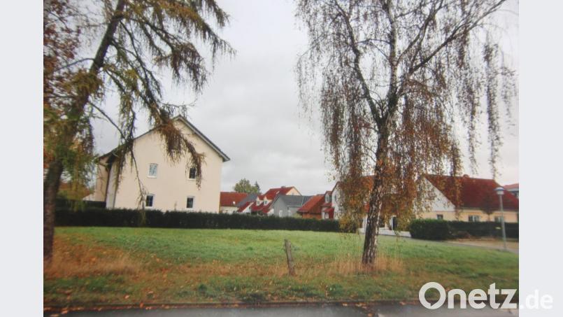 Karl Berr moniert, dass an der Pleierstraße (Bild) ein Mehrfamilienhaus für sechs Parteien gebaut werden soll. Deshalb lehnt er die Aufhebung des Bebauungsplans ab. Bild: kro