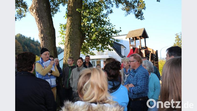 Architekt und Stadtplaner Dr. Emil Lehner (links) erläutert erste Ideen. Bild: rpp