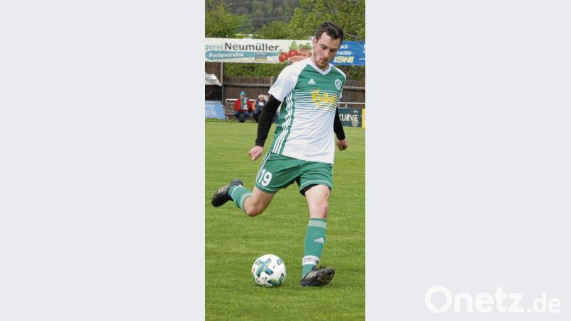 Der SV Mitterteich feierte am Samstag einen souveränen 2:0-Erfolg beim SV Friesen. Es war der vierte Auswärtssieg der Stiftländer in dieser Landes-liga-Saison. Michael Drechsler machte mit seinem Treffer in der 69. Minute alles klar. Bild: gb