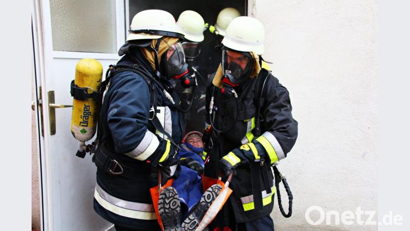 Einsatzübung mit Personenrettung. Bild: jma