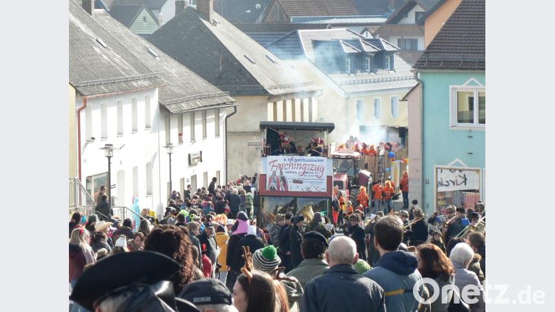 Die Weichen für die Faschingssaison 2019 sind gestellt. Am Sonntag, 11. November, um 11.11 Uhr stürmt die IG Faschingszug das Rathaus. Erstmals gibt es drei Prinzenpaare. Wer es ist, dieses Geheimnis wird am Sonntag gelüftet. Bild: lep