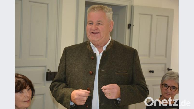 Stadtheimatpfleger Eberhard Polland erinnerte daran, dass das Museumsquartier in Tirschenreuth Schritt für Schritt aufgebaut wurde. Bild: jr