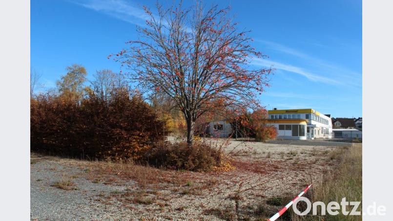 Ans Autohaus Memmel wird hier bald nichts mehr erinnern: Die Firmengebäude sollen weg, stattdessen will ein Investor Wohneinheiten errichten. Bild: stg