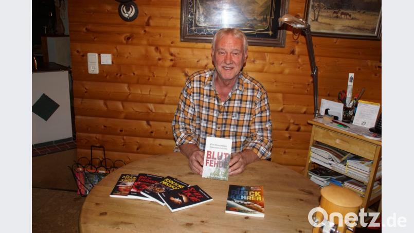 "Blutfehde" titelt der neueste Roman von Manfred Hirschleb. Seit dem vergangenen Jahr widmet er sich mit dem Schreiben von Krimis seiner Leidenschaft. Bild: mmj