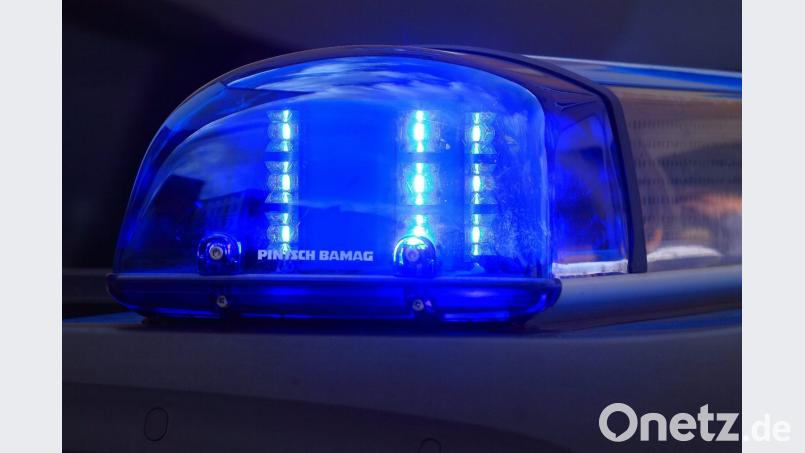 Die Polizei in Sulzbach-Rosenberg fahndet nach einem Tankstellenbetrüger. Bild: Jens Wolf