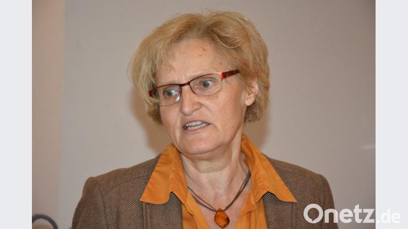 Ehrenkreisbäuerin Erna Amann, aus Saal/Donau, war die Referentin beim Ortsbäuerinnen-Frühstück in Konnersreuth. Das Thema lautete „Lebenslust statt Alltagsfrust“. Bild: jr