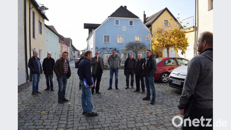 Im Bereich der Altstadt ist jeder Quadratmeter kostbar. Für parkende Autos ist nahezu kein Platz. Bild: bnr