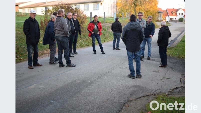 Bei Starkregen rauscht das Straßenabwasser durch ein Gehöft in Hohentreswitz. Der Eigentümer ist damit überhaupt nicht einverstanden. Bild: bnr