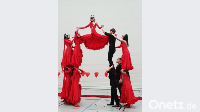Die Showtanzgruppe &quot;Phoenix&quot;, die vor allem mit ihren Hebefiguren für Aufsehen sorgte, wird sich nach dem Ende der Faschingssaison 2018/2019 auflösen. Bild: exb