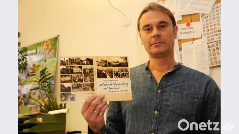 Bernd Müller hat die alten Aufnahmen seines Großvaters digitalisieren lassen und damit ein wertvolles Zeitdokument für die Stadt gerettet. Bild: ge