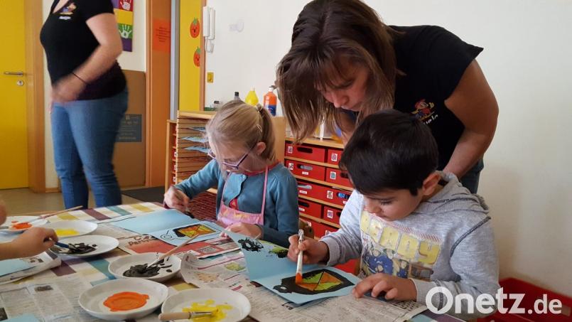 Die Erstklasskinder durften jetzt noch einmal ihren Kindergarten besuchen. Bild: exb