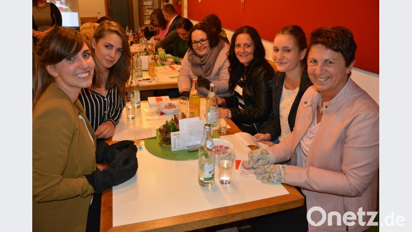 Überwiegend Erzieherinnen aus Einrichtungen der Kindertagesstätten waren zum Workshop des Kreisverbandes GEW Weiden-Tirschenreuth-Neustadt gekommen. Bild: jr