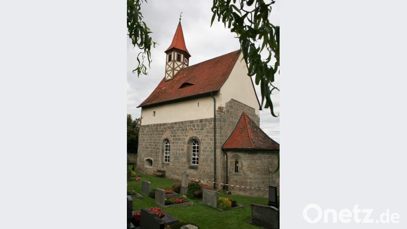 Um 19.30 Uhr läuteten die Kirchenglocken in St. Ulrich in Wilchenreuth am Buß- und Bettag vergangenes Jahr. Die Verlegung der Gottesdienste auf den Abend wurde mit dem Kirchenvorstand abgesprochen und hatte vor allem das Ziel, der berufstätigen Bevölkerung die Chance zum Kirchenbesuch zu geben. Bild: Rainer Christoph