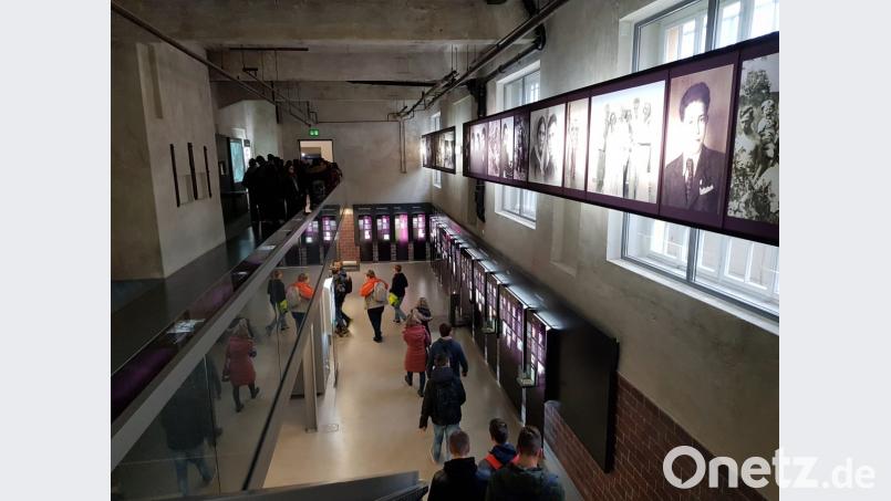 Lobkowitzer Zehntklässler gedenken der NS-Opfer in der KZ-Gedenkstätte Flossenbürg. Bild: exb