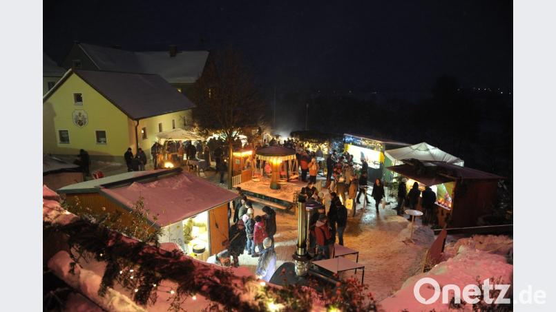 Zum romantischen Weihnachtsmarkt auf Schloss Burgtreswitz wird am 2. Adventwochenende 8. und 9. Dezember eingeladen. Bild: gi