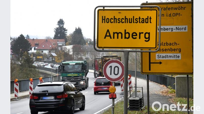 Die Erzbergbrücke ist ab Freitagnachmittag erstmal wieder für den Verkehr frei. Bild: Petra Hartl