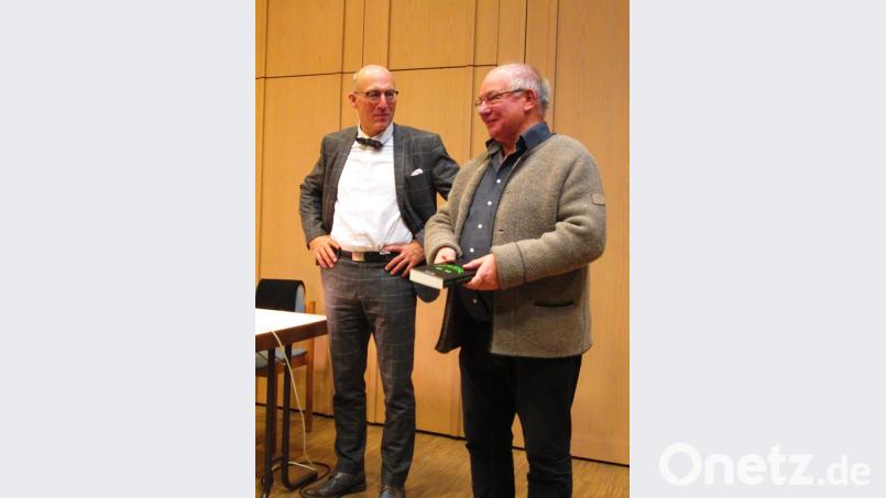 Romanlesung mit Autor Ewald Arenz im Pfarrsaal Pressath Bild: rbr