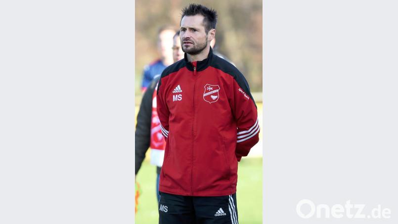 Überhaupt nicht einverstanden war Markus Schreiner mit der Leistung seiner Mannschaft beim 0:3 in Luhe-Markt. Bei der SG Waidhaus/Pfrentsch droht der DJK Irchenrieth erneut Ungemach. Bild: A. Schwarzmeier