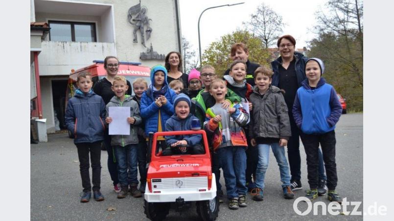 Die Kinder freuen sich schon auf ihre Zeit in der Kinderfeuerwehr. Bild: exb/Kerstin Bauer