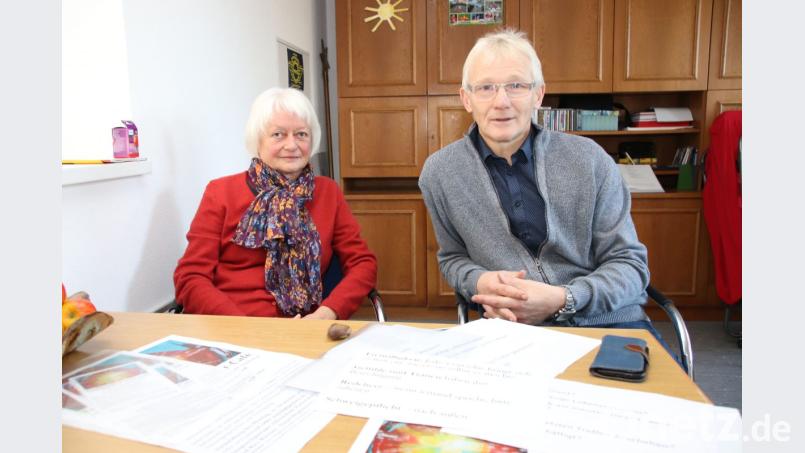 Rita Büttner und Alfred Kick bieten ein monatliches Trauer-Café an – also eine Zusammenkunft, wo man anderen Trauernden begegnen und sich austauschen kann. Bild: td