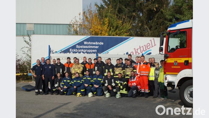 In der Technischen Hilfeleistung bildeten sich diese Einsatzkräfte der Feuerwehren fort. Bild: exb
