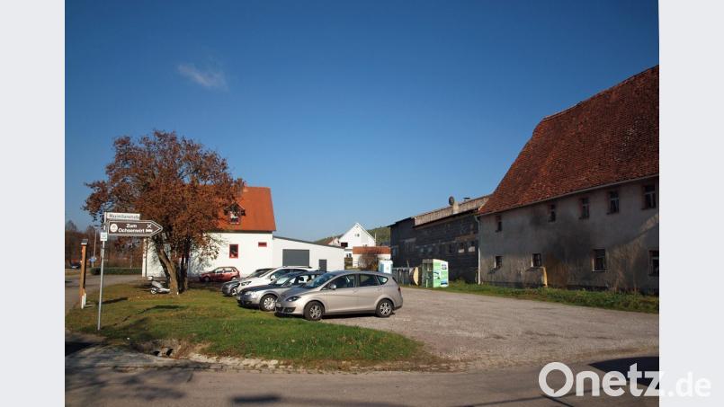 Der Dorfplatz neben dem Feuerwehrhaus in Vilshofen heute. Bild: sön