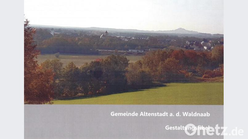 Die Gemeinde Altenstadt bietet Bauherren im Sanierungsgebiet eine Gestaltungsfibel an. Verfasser ist das Büro RSP Architektur + Stadtplanung GmbH aus Bayreuth. Bild: sm Bild: Schmola, Werner