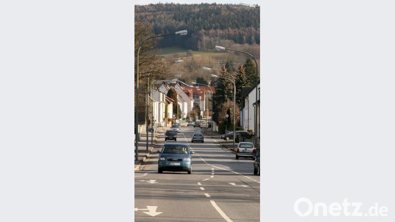 Die Befürworter der Verlängerung der Südosttangente sind sich einig: Die Osttangente würde zu einer spürbaren Entlastung in der Vohenstraußer Straße bis hinein zur Sedanstraße führen. Bild: Steinbacher