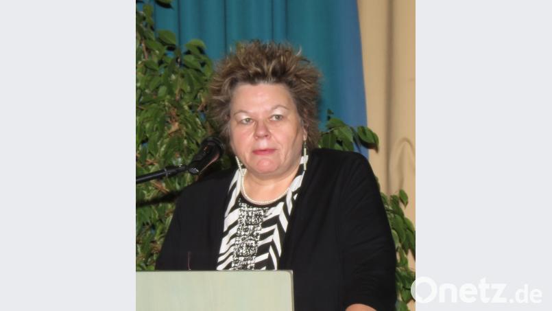 Aus eigenen Recherchen referiert Stadtarchivarin Petra Vorsatz zu bedeutenden Männern aus der Geschichte Weidens. Bild: Dobmeier