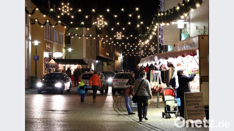 Bummeln bis 22 Uhr ermöglicht der &quot;Schwarzenfelder Weihnachtszauber&quot;. Bild: Gerhard Götz