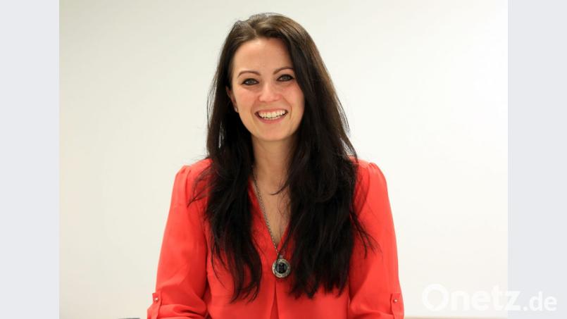 Sängerin Andrea Marie aus Waidhaus organisiert ein Benefizkonzert für Renate Tölzer. Bild: Gerhard Götz