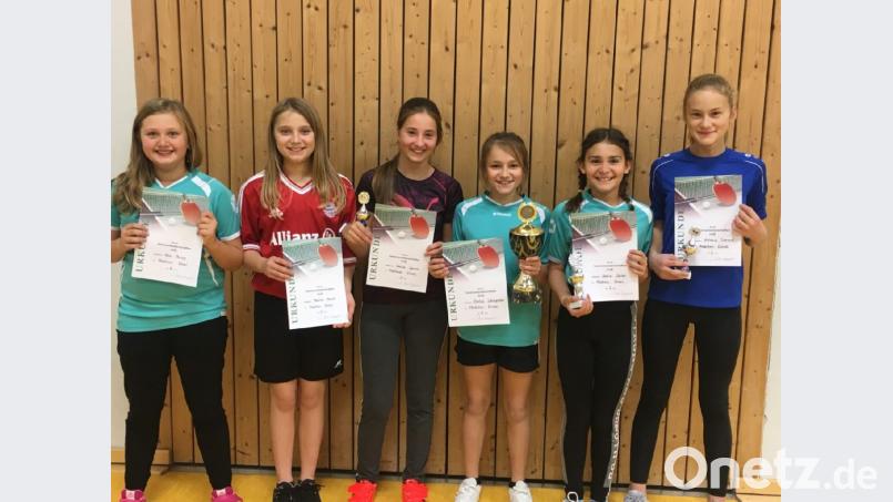 Die erfolgreichen Spielerinnen. Unser Bild zeigt von links: Nele Philipp, Paulina Heindl, Emilia Sperrer, Emilia Schönfelder, Saskia Sacher und Antonia Schraml. Bild: gsr