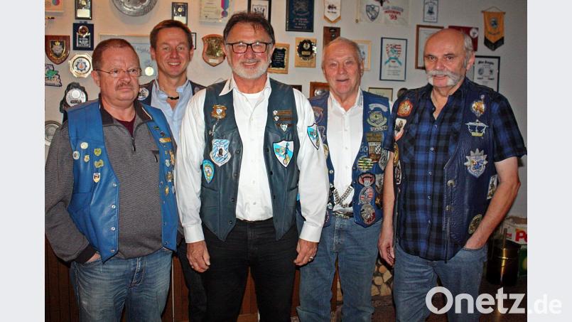 Rainer Kleemann, Stefan Helgert, Georg Arnold, Ernst Mayr und Dieter Maas (von links) kümmern sich um die Organisation des Clubs. Bild: R. Kreuzer